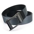 Cintura da uomo in nylon grigio scuro con fibbia automatica TUSHI in metallo nero opaco - 120cm / Fibbia Nera - Nero/Blu Reale