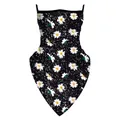 Détail du masque avec boucles d'oreilles et imprimé marguerites blanches sur noir - Style Petite Marguerite Dense (B182-016)