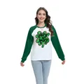 T-shirt raglan femme Saint-Patrick avec imprimé trèfle et slogan Happy Go Lucky - S / Style Cœur Happy Go Lucky (H002-23A0037) / Vert Foncé