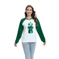Damen St. Patrick's Day Raglan-Shirt in Weiß und Grün mit Kleeblatt-Hut-Motiv-Design - S / Oberteile / Grüner Satin-Zylinder (H002-23A0049 Dunkelgrün)