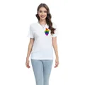 Weißes Rundhals-T-Shirt mit buntem Regenbogen-Herz und schwarzem Spinnennetzmuster - Regenbogen Herznetz (H001-B7-YZ24C0143)
