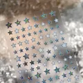 Pegatinas de uñas de estrella láser plateadas con acabado de brillo holográfico - M-1007 Arena Plateada + Plano