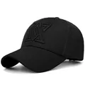 Berretto da baseball nero in mesh con ricamo geometrico 3D e visiera rigida curva - Taglia Unica Regolabile / Nero