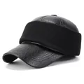 Winter-Baseballkappe aus Kunstleder mit Strickbesatz und Ohrenschutz für Herren, Schwarz - Einheitsgröße / Schwarz