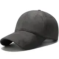 Berretto da baseball invernale classico grigio scuro in finta pelle con fodera in pile - Taglia Unica Regolabile / Grigio