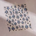 Zelfklevende nagelsticker M-706 met laser glitter vlinders en bloemblaadjes patroon - Vlinder Bloemblaadje Holografische Stijl (M-706)