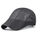 Gorra plana negra de malla para verano con tejido transpirable y visera curva - Talla Única Ajustable / gris oscuro
