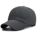 Dunkelgraue schnelltrocknende Baseballkappe mit KAIRUI-Logo und kurzem Schirm - Einheitsgröße Verstellbar / Dunkelgrau