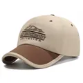 Gorra de béisbol de color caqui y marrón con bordado de montaña y letras decorativas - Talla Única Ajustable / Corona Caqui-Ala Marrón