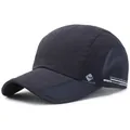 Casquette de sport bleu marine à séchage rapide avec maille respirante latérale - Réglable / Bleu Marine