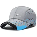 Casquette de sport grise avec motifs de vagues bleues et tissu à séchage rapide - Réglable / Gris