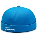 Berretto Miki blu acceso con ricamo bianco Jumaomao e tessuto in twill pregiato - Regolabile / Celeste