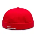 Berretto docker retrò in cotone rosso acceso con ricamo bianco senza tesa - Regolabile / Rosso