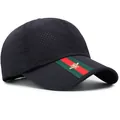 Casquette de baseball rayée noire respirante avec broderie abeille dorée et trous laser - Réglable / Style Abeille Bleu