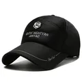 Casquette de sport noire en mesh avec broderie et détail de badge de montagne rond - Réglable / 2247 Noir