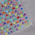 Lebendige 5D-geprägte bunte Punkt-Nagelsticker auf einem M-082 Bogen - Bunter Punktmuster Stil (M-082)