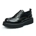 Men's platform leather oxford shoes in black with contrast stitching and lug sole - Black (Hand-scratched Pattern)