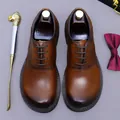 Braune Leder Brogue Oxford Schuhe mit Farbverlauf Finish und eleganten Schnürsenkeln - EU 37 / Braun
