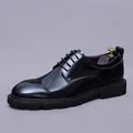Scarpe Derby da uomo in pelle lucida nera con allacciatura classica a quattro fori - EU 37 / Nero