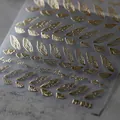 Goldene Light Wings Nagelfolien mit H-039 Metallic-Schmetterlingsflügel-Mustern - M-031 Gold / Gold