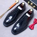 Men's black patent leather Derby shoes with wingtip brogue detailing and wood shoe tree - EU 37 / Black