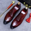 Polished wingtip brogue men's business dress shoes in deep burgundy leather - EU 37 / Burgundy
