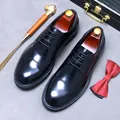 Glänzende schwarze Leder-Derbyschuhe für Herren mit Kappe für einen edlen Business-Look - EU 37 / Schwarz
