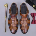Sandalias de cuero marrón trenzado para hombre con hebilla ajustable y acabado retro - EU 37 / Marrón