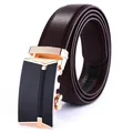 Ceinture homme en cuir avec boucle automatique dorée et texture grainée marron foncé - 115 / Brun doré