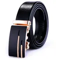 Cintura automatica in pelle da uomo, trama litchi nera e fibbia oro-nero elegante - 120cm / Oro (CX053)