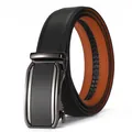 Klassischer schwarzer Ledergürtel für Herren mit Textur und Automatikschließe in Gunmetal - Schwarz / 110