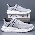 Graue leichte Mesh-Laufschuhe mit dicker weißer EVA-Sohle und A-Linien-Design - EU 38 / Grau