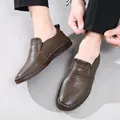 Sandalias de cuero marrón oscuro para hombre con diseño transpirable y suela antideslizante - Caqui Hueco