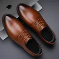 Scarpe Derby da uomo in pelle marrone con fodera traspirante e stile professionale - EU 38 / Tan Tinta Unita