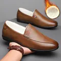 Men's brown leather loafer shoes with warm plush lining and non-slip rubber soles - EU 38 / Fleece Thermal Style / Brown