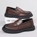 Men's dark brown retro leather loafers with textured finish and thick rubber soles - EU 38 / Tawny (Penny Loafer Style)