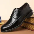 Scarpe derby classiche in pelle nera da uomo con cuciture eleganti e lacci per il business - 38 / Nero Tutte le Stagioni