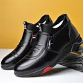 Winter-Herrenschuhe aus schwarzem Kunstleder mit Fleecefutter und seitlichem Reißverschluss - EU 38 / Schwarz Fleece Gefüttert