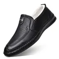 Men's black leather loafers with warm white faux fur lining and metal fashion buckle - EU 38 / Black Fleece Lined