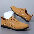 Men's casual loafers in dark khaki leather with non-slip sole and side stripes - EU 38 / Yellow