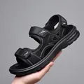 Men's black sport sandals with adjustable triple straps and breathable air cushion sole - EU 38 / Black
