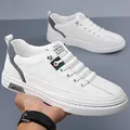 Baskets blanches sans lacets pour hommes avec détails gris et motifs en relief - EU 38 / Blanc