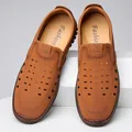 Sandalias marrones para hombre con diseño calado, cuero suave y suela de goma duradera - 38 / Estilo Hueco / Marrón