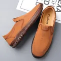 Mocasines marrones para hombre con diseño calado y suela de goma flexible para conducir - 38 / Estilo Liso / Marrón