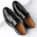 Men's formal leather sandals in black with breathable hollow-out design and glossy finish - EU 37 / Black Hollow