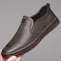 Mocassins en cuir respirant marron foncé pour hommes avec semelle souple antidérapante - 38 / Kaki