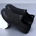Men's black fly-knit slip-on sneakers with lightweight soft sole and breathable mesh - EU 38 / Slip-on Flyknit Style (906) / Black