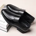Classic black leather loafers for men with breathable geometric perforated hollow design - EU 37 / Black Hollow
