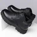 Bottines Martin noires pour hommes en cuir poli avec semelle en caoutchouc et logo de mode - EU 38 / Mocassins / Noir