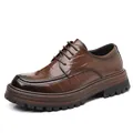 Chaussures derby marron en cuir embossé crocodile pour hommes avec semelle épaisse - Marron